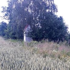 Kaplička západně od Dynína