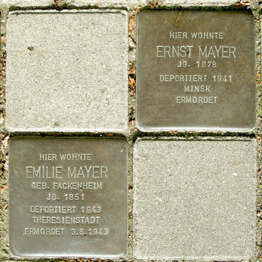 Stolperstein en memoria de Emilie Mayer