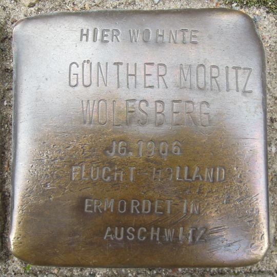 Stolperstein en memoria de Günther Moritz Wolfsberg