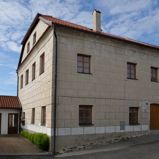 Plešivecké náměstí 89