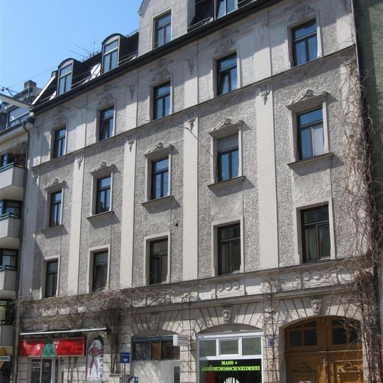 Mietshaus