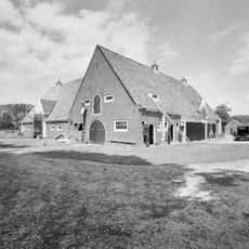 Schuur op L-vormige plattegrond