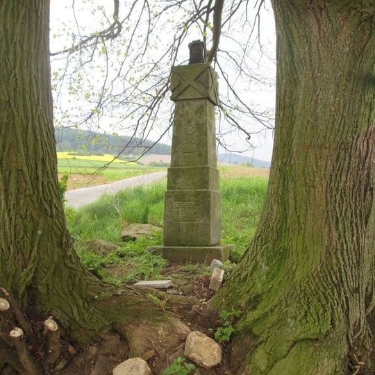 Kříž jihozápadně od Třebíšova