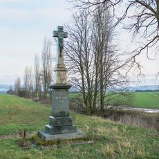 Kříž u jižně od Štarnova
