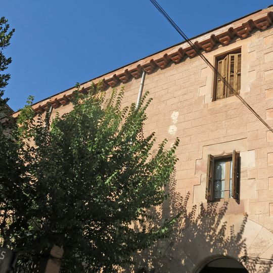 House in carrer de Dalt, 7