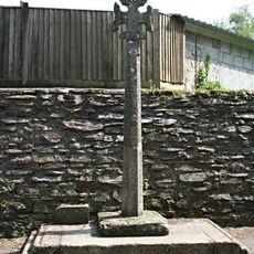 Dunheved Cross, 80m west of Launceston Hospital