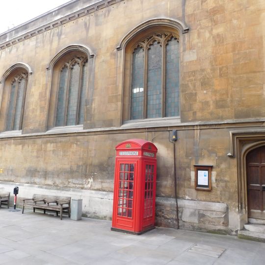 K2 Telephone Kiosk, Outside Church Of St Aldermary