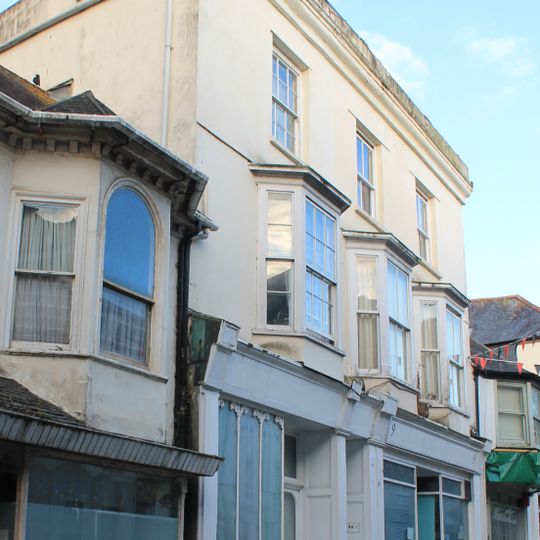 7 And 9, Higher Market Street