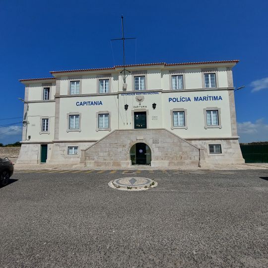 Edifício da Capitania do Porto de Peniche