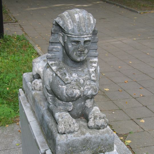 Скульптуры «Сфинксы»