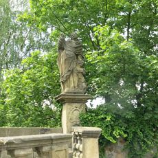 Socha svatého Vincence Ferrarského v Betenglově ulici v Rychnově nad Kněžnou