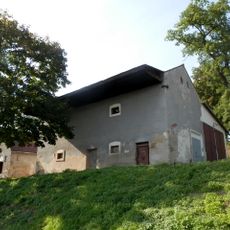 Kaštieľ rodiny Banó, stavba hospodárska