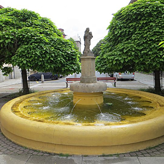 Socha svatého Jana Nepomuckého v Plzni na Chodském náměstí