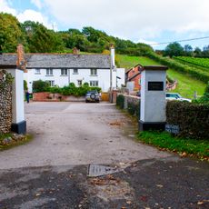 Primrose Cottage  Rose Cottage