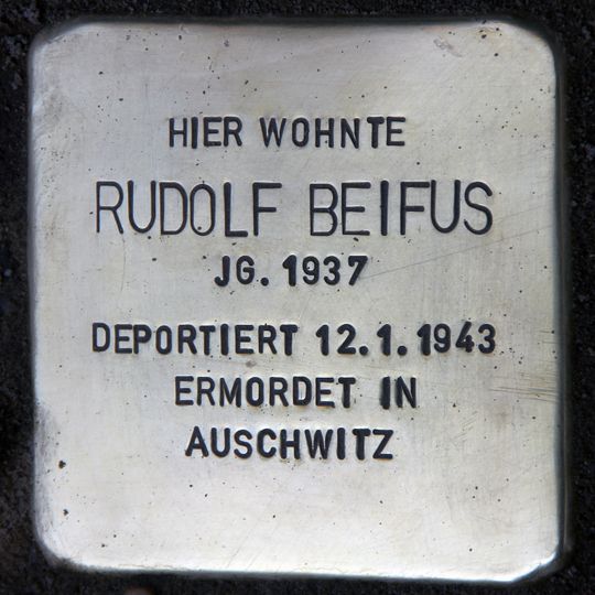 Stolperstein dedicated to Rudolf Beifus