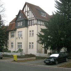 Villa mit Garten und Einfriedung Nansenstraße 1