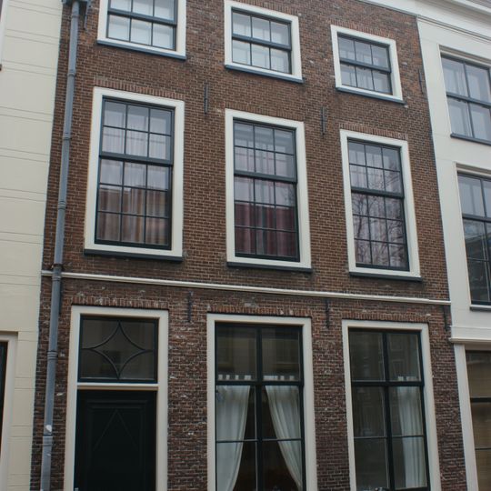 Noordeinde 18, Leiden