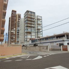 Torres Sol, Mar y Naranjos