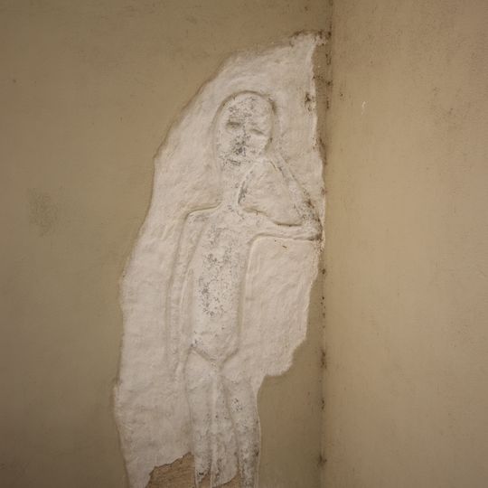 Plastika figury na domě Tiché náměstí 5