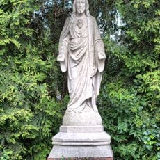 Statue of Sacred Heart of Jesus Christ