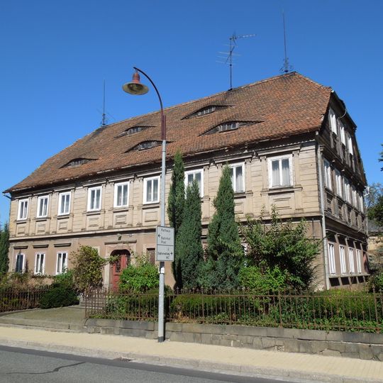 Hauptstraße 9