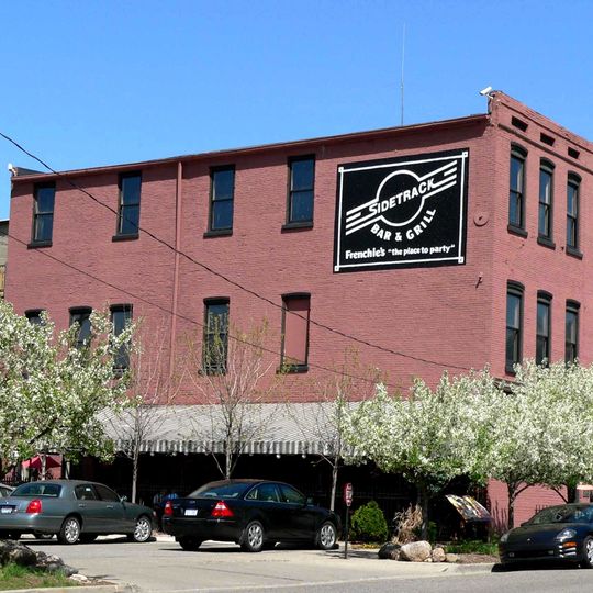 Sidetrack Bar & Grill