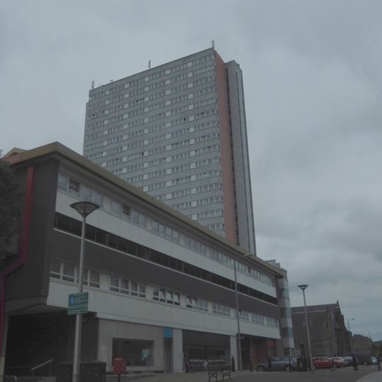 Crow Road, Anniesland Court