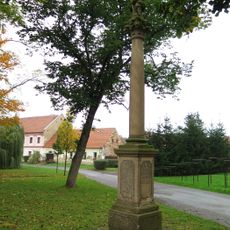 Sloup se sochou svatého Isidora