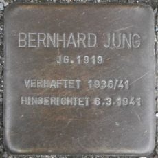 Stolperstein en memoria de Bernhard Jung