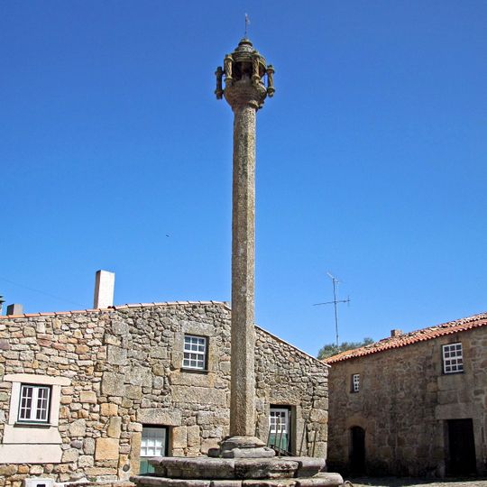 Pelourinho de Castelo Mendo