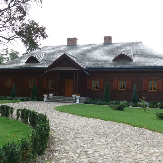 Manor in Woskrzenice Duże