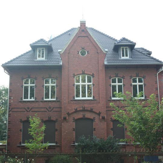 Brühlstraße 3
