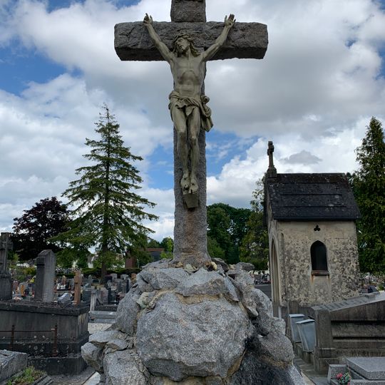 Croix du cimetière du Plessis-Trévise