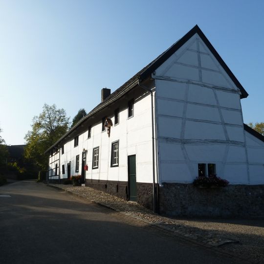 Kapelaan Houbenstraat 18, Epen