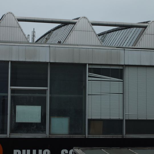 Produktionshalle der ehem. Fabrik für Präzisionsmechanik und Maschinenbau Friedrich Deckel