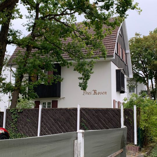 Wohnhaus „Drei Rosen“