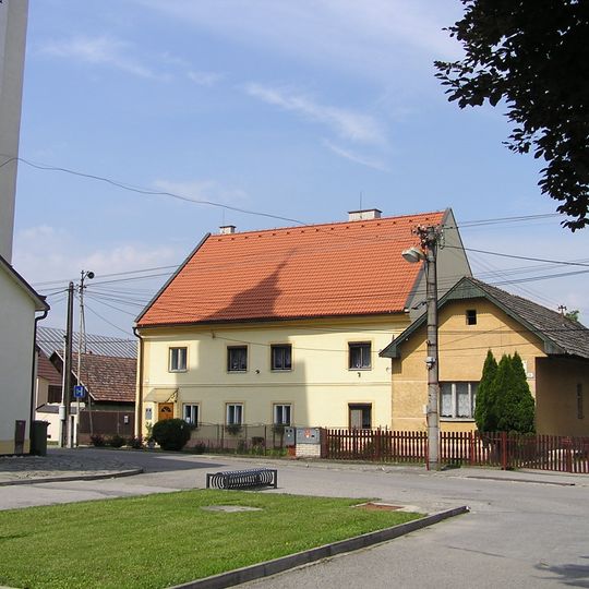 Spisovateľ, básnik, dom pamätný