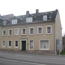 Wohnhaus in ehemals geschlossener Bebauung Frankenberger Straße 60