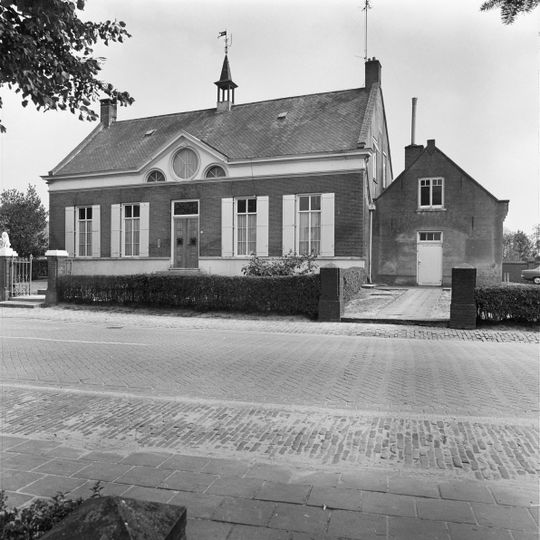 Willibrordusstraat 38, Wintelre