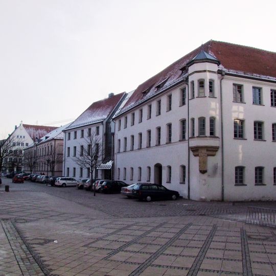 Landgericht, Schule, ehemaliges Verwaltungsgebäude des Unterhospitals