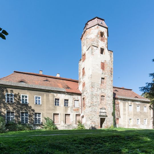 Dwór w Służejowie