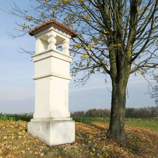 Boží muka východně od Troubelic