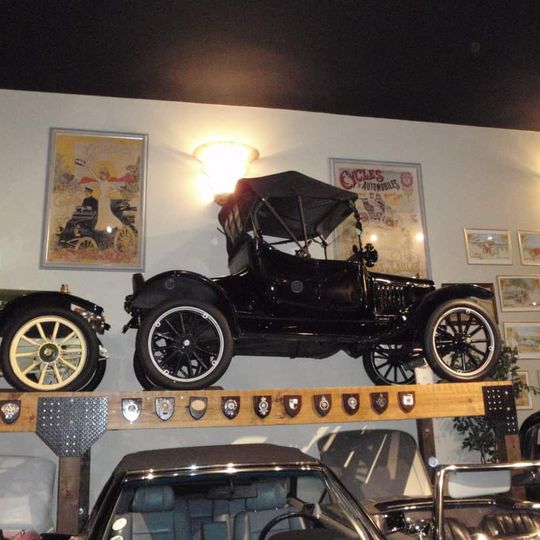 Cayman Motor Museum