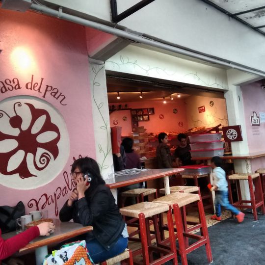 La Casa del Pan Papalotle