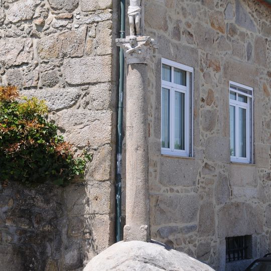 Wayside cross of Chousa