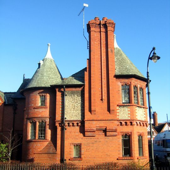 The Spinney, 13 Bath Street