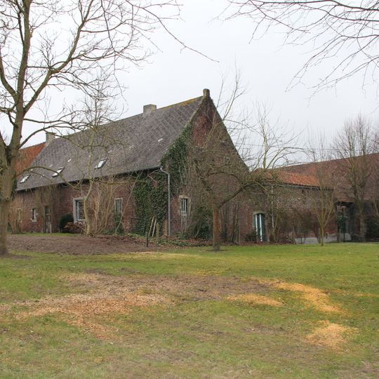 Gesloten hoeve, 't Hof van Lombeek