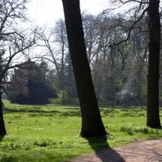 Kasteel Duivenvoorde: Park met wandelpaden