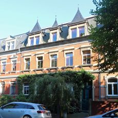 Wohnhaus in halboffener Bebauung mit Einfriedung Lessingplatz 17