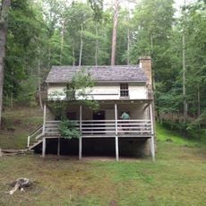 Lighthorse Harry Lee Cabin